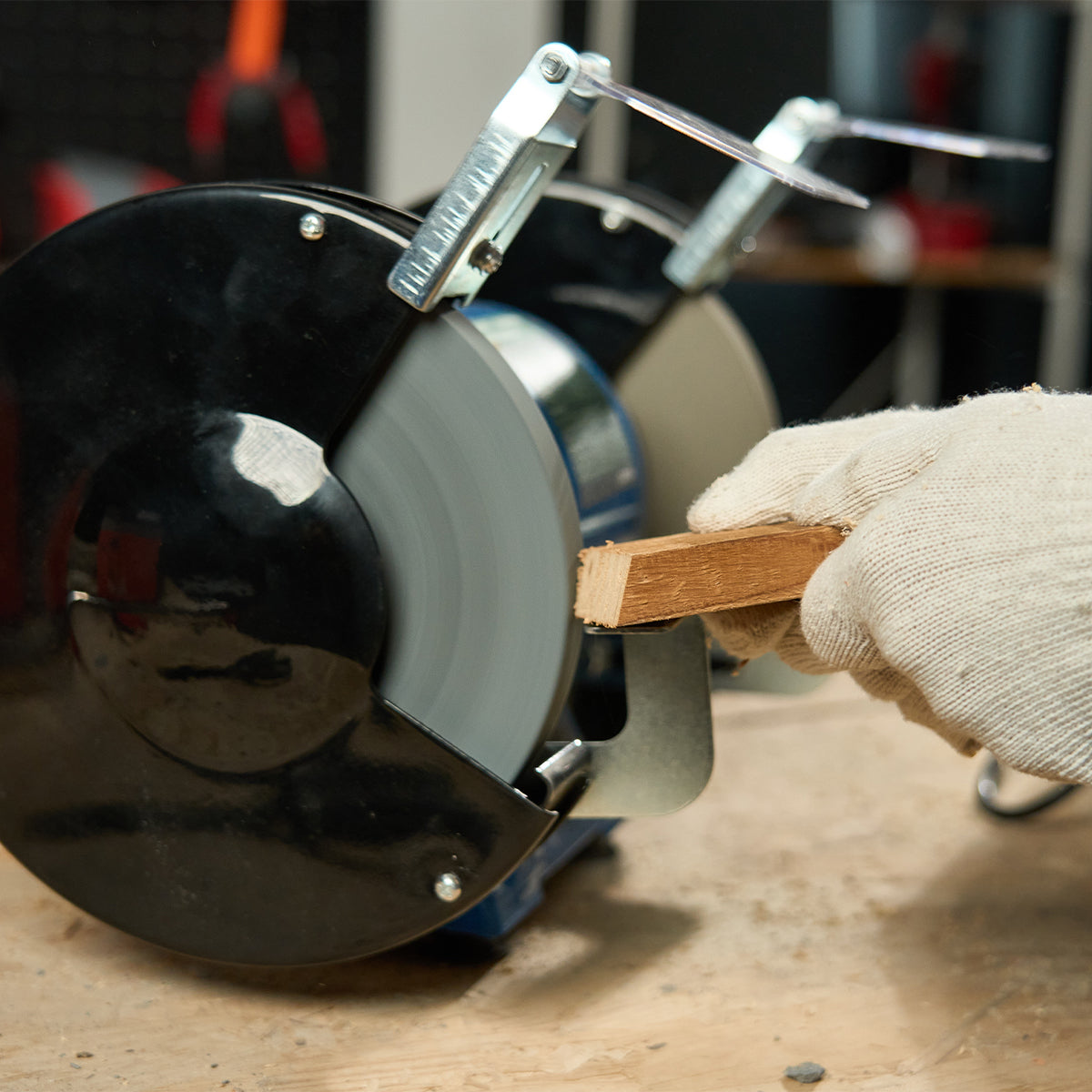 Amoladora de banco de 8" 480W DEWINNER