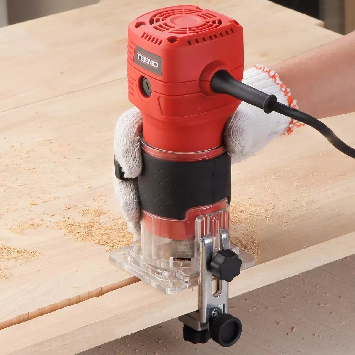 Router Teeno 1026 650w De 6 Velocidades