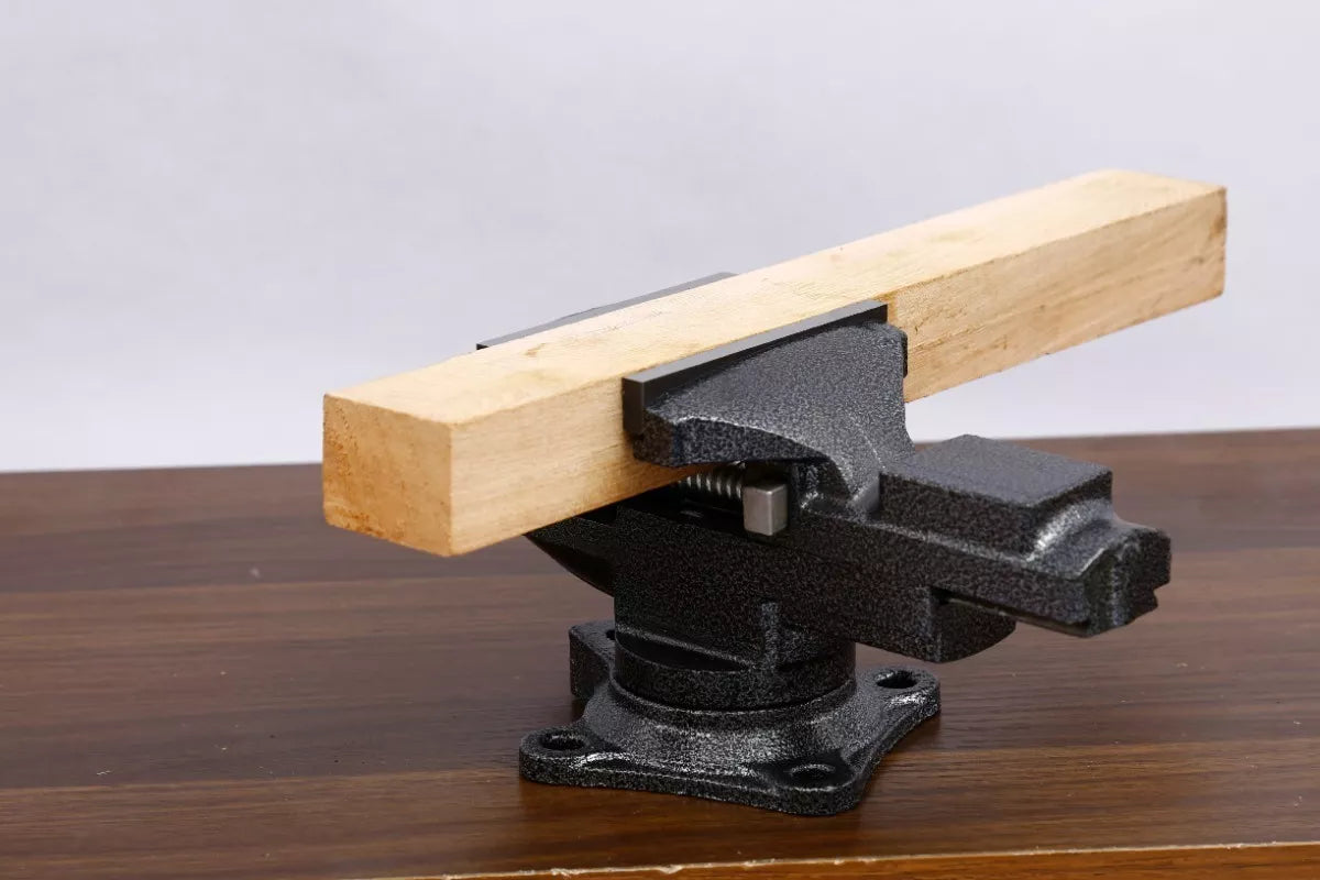 Tornillo De Banco Ligero 3.5' Teeno Ajuste Rápido